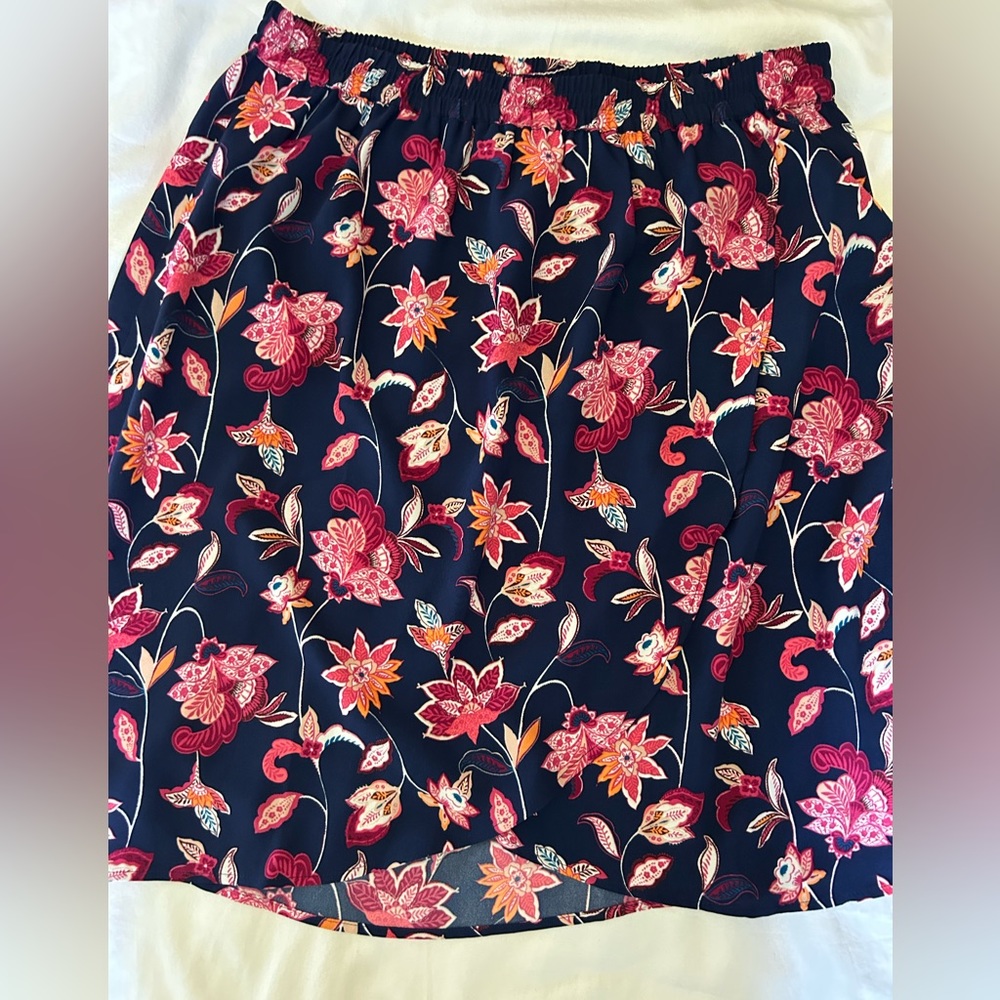 Loft skirt, size 6, NWOT